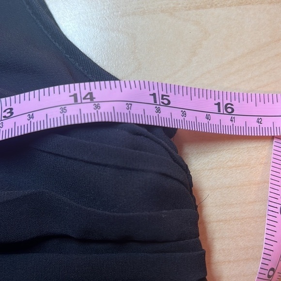 Black Ruched Bodycon Dress; H&M Size 6 - Picture 7 of 9